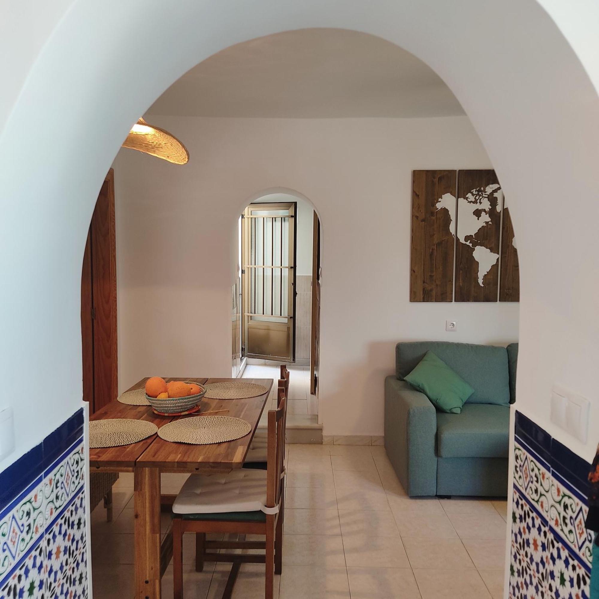 Villa Acogedora Casa Familiar Con Patio à Salobreña Extérieur photo